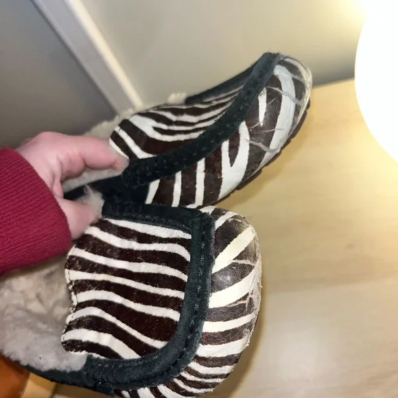 UGG Australia Authentic Black and White Zebra Pattern Slippers - Picture 5 of 5
